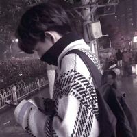 qq孤独的照片头像男生(4)