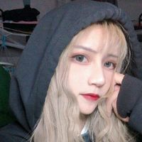 阳光下向日葵微信头像女生头像