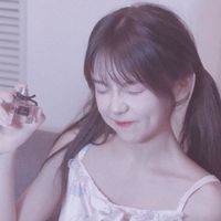 qq头像女生侧面唯美图片(10)