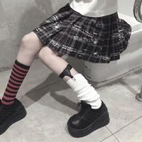 女生黑暗冰冷头像