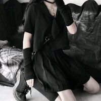 女生笑着抱猫的头像(15)