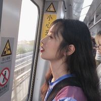 头像背景女生长发