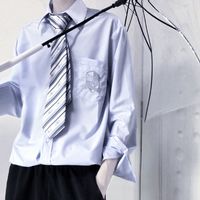 女生用男生弹吉他头像