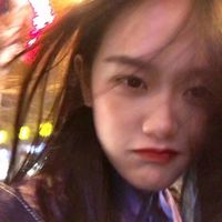 女生拿手机苹果7头像(10)