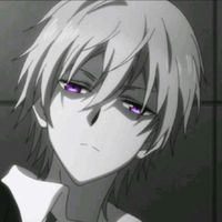 头像动漫女孩灿烂的笑