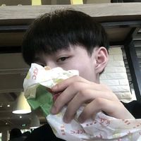 又萌又可爱的方形男生头像(3)