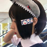 侧面裸背图片女生头像