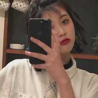 qq头像女生叼烟部位图(19)