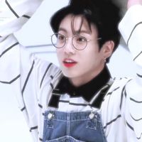 帅气韩国男生图片头像(18)