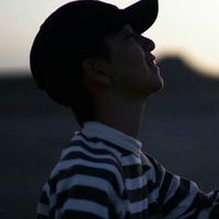身段男生头像(13)