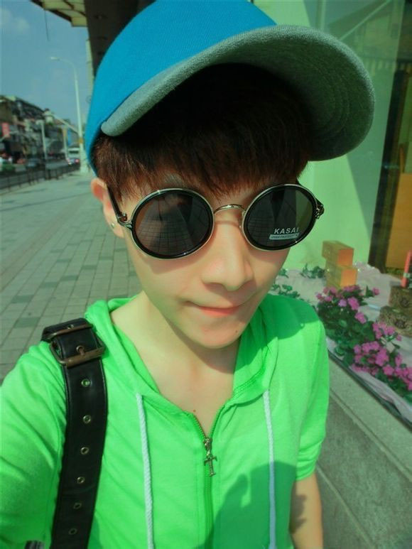 qq˧ƤͼƬڲʱŨŨ(2)_WWW.AIGEXING.COM