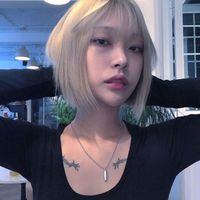 霸气女生吸烟头像(1)