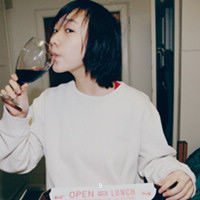 好看的女生微信头像 对你的爱已飞涨到百分百(46)_WWW.AIGEXING.COM