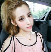 好看的女生微信头像 对你的爱已飞涨到百分百(50)_WWW.AIGEXING.COM