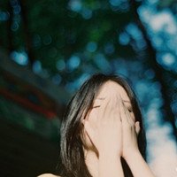 ʧĻɫ˸Ůͷ(20)_WWW.AIGEXING.COM