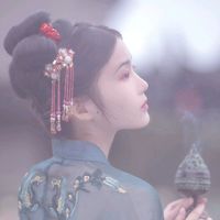 2020年新款女生头像