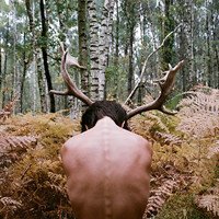 春天里的有型时尚男生头像(35)_WWW.AIGEXING.COM