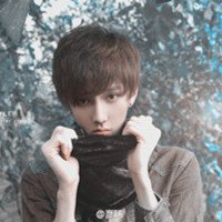 春天里的有型时尚男生头像(45)_WWW.AIGEXING.COM