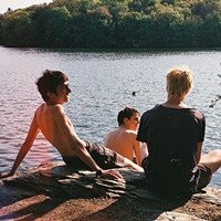 春天里的有型时尚男生头像(39)_WWW.AIGEXING.COM