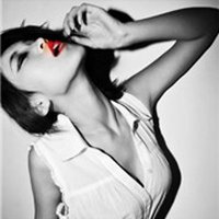 ŷԸеĺڰŮͷ(1)_WWW.AIGEXING.COM