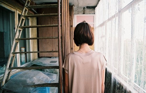 不想再这样的留着眼泪