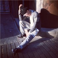 бرqqͷ Ӯ(8)_WWW.AIGEXING.COM