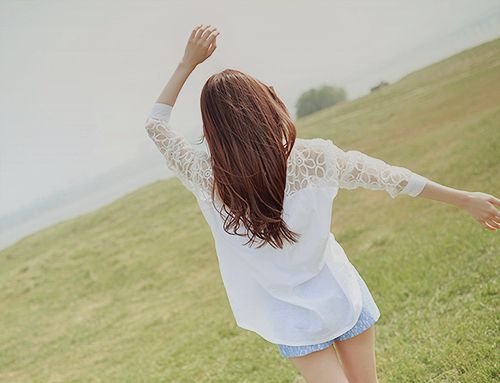 ΨϵŮqqռͼƬ ɫ(1)_WWW.AIGEXING.COM