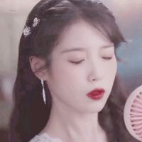 头像女生海边侧面(19)
