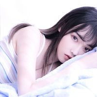 qq女生头像彩虹线