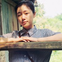 森系个性忧伤的女生QQ头像；巧克力你吃过吗？有