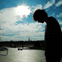 帅爆了的2017个性男生头像图;我们的关系百年不腻