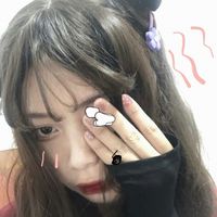 红色背景吸烟头像女生头像(17)