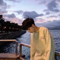 男生拿着玫瑰花哭的头像(16)