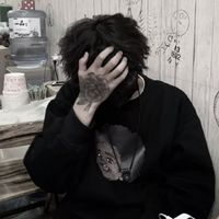 男生面对爱哭的女生头像(9)