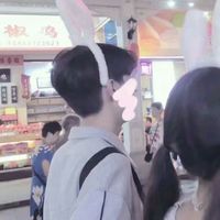 qq情侣头像人版很污