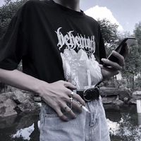 男生拿扇子qq头像(13)