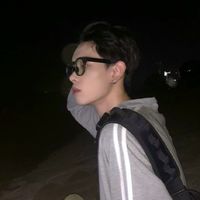 扣扣照片墙图片男生头像