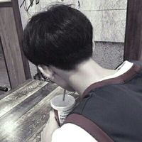 男生背影背景头像图片(14)