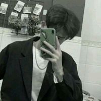 男生喜欢弹吉他的女生头像
