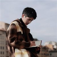 带帽子的男生头像Q图