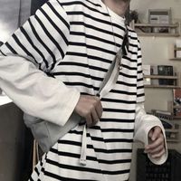 男生发呆傻笑头像(8)