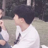 情侣头像咬避孕套(5)