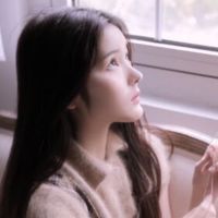 女生侧面脸回头的头像(11)