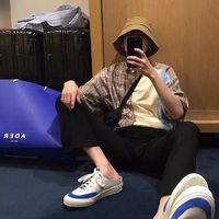 抱吉他男头像男生