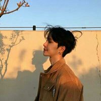 微信男小孩纹身头像