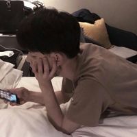 高冷戴口罩男生头像(19)