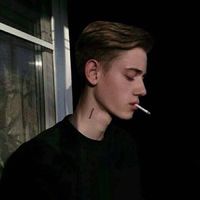 男生面对爱哭的女生头像(13)