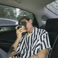男生照片帅气照冷酷头像