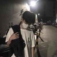身段男生头像(8)