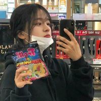 qq头像女生霸气少女黑白